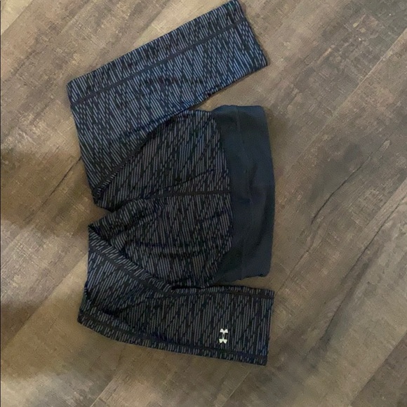 Striped Under Armour compression leggings - Picture 3 of 5